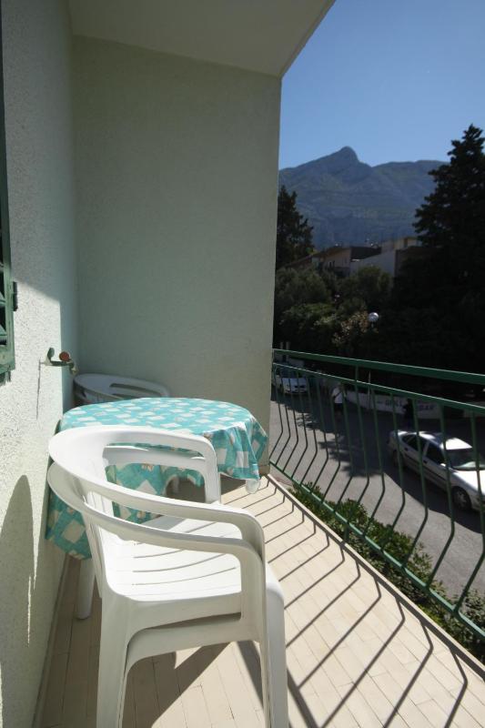Apartments and rooms with parking space Makarska - 6759 - image 10