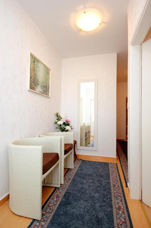 Two-Bedroom Apartment with Terrace image 2