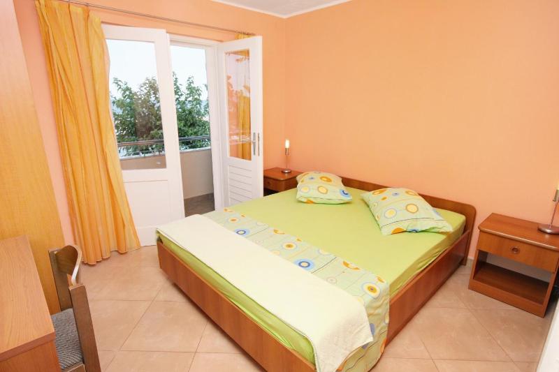 Apartments by the sea Podgora Makarska - 6836 - image 34