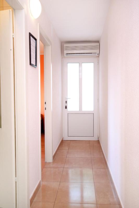 Apartments by the sea Podgora Makarska - 6836 - image 10