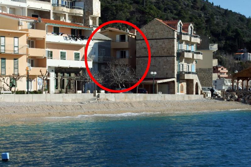 Apartments by the sea Drasnice Makarska - 6697 - image 1