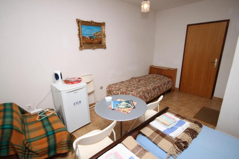 Triple Room with Terrace and Sea View image 4