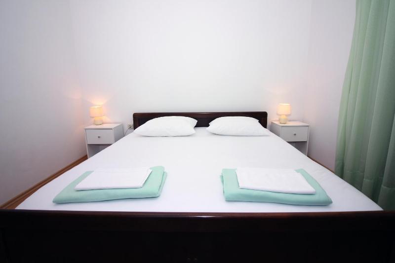 Double Room image 4