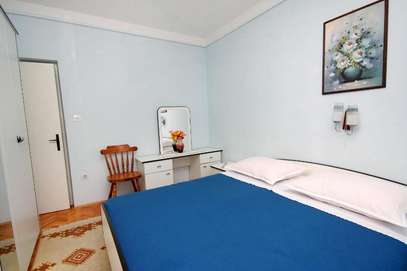 Double Room with Terrace image 4