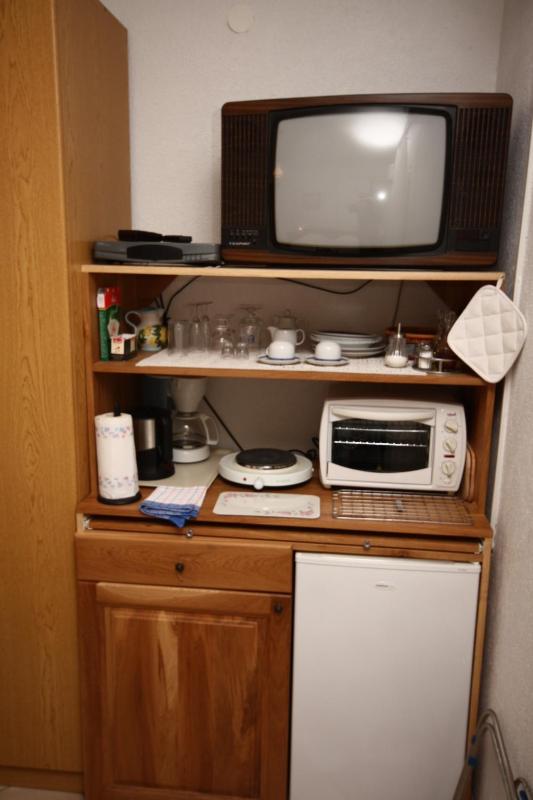 Double Room with Terrace and Sea View   image 3