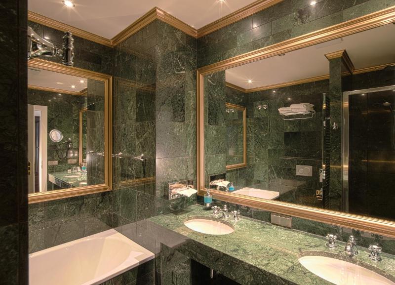 Premium Plus Double or Twin Room image 3