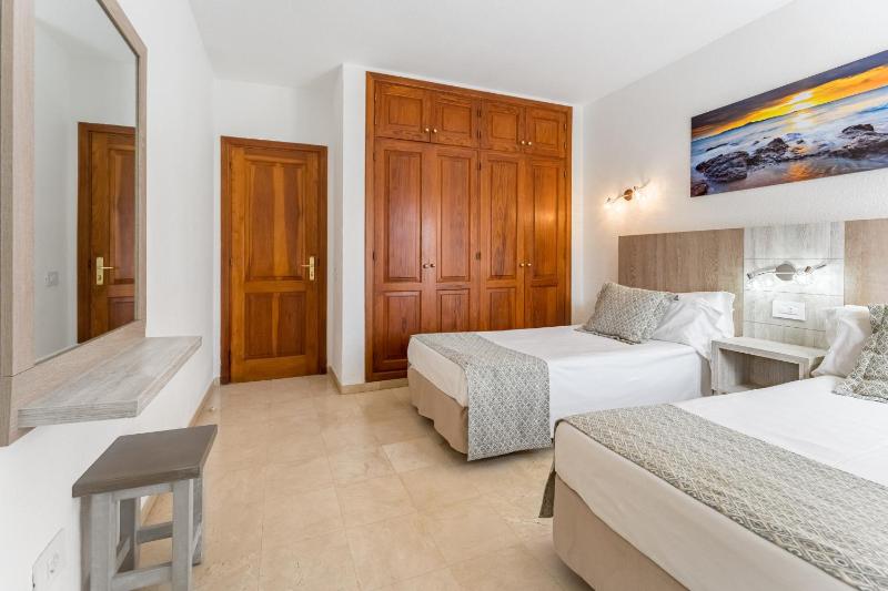 Two-Bedroom Apartment image 4