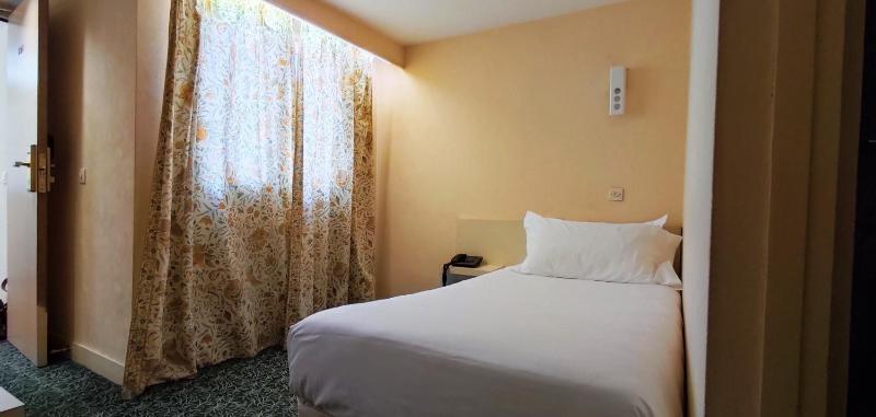 Single Room image 1