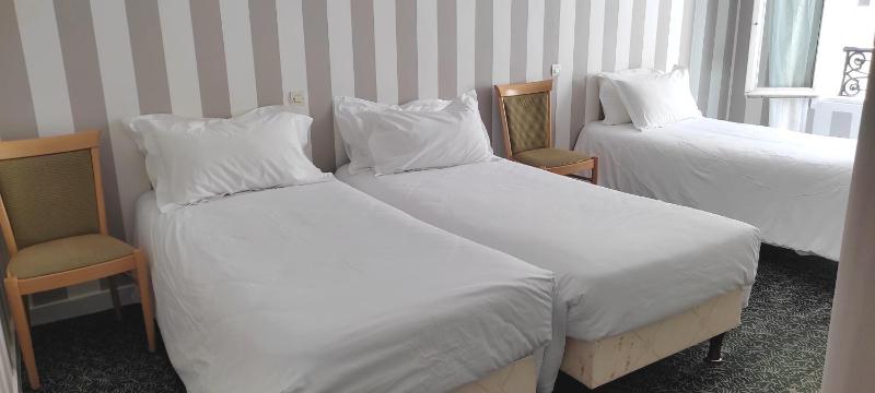 Triple Room image 4