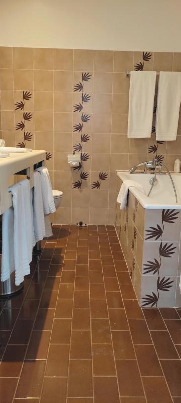 Triple Room image 2