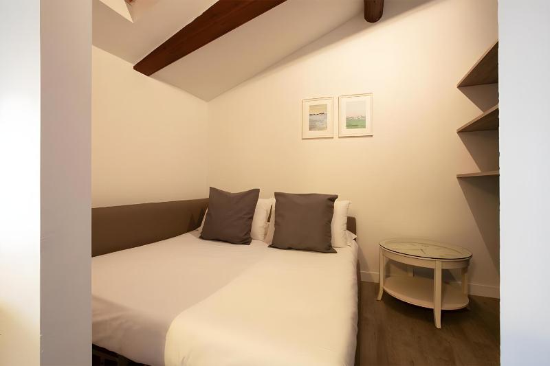 Quadruple Room image 1