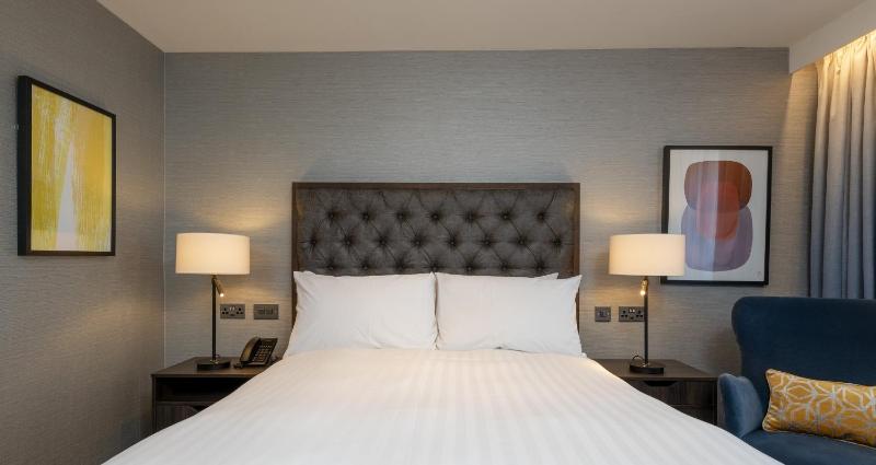 Standard Room image 2