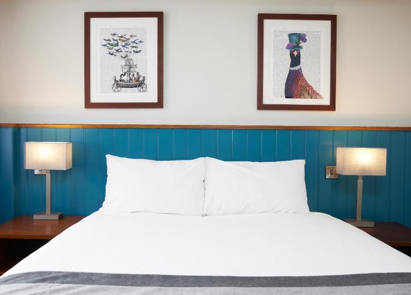 Double Room image 2