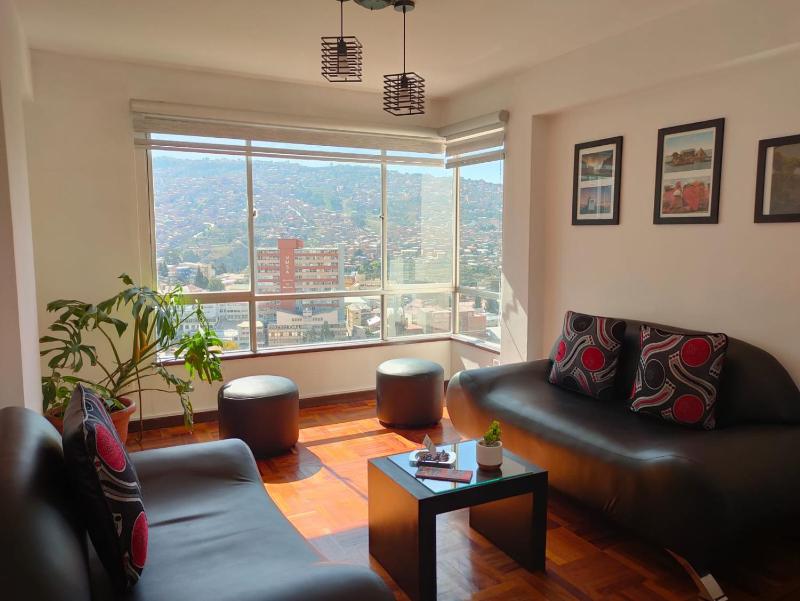 Apartamento Céntrico Privado Iluminado Soleado Cerca EMBAJADAS Av Arce - image 1