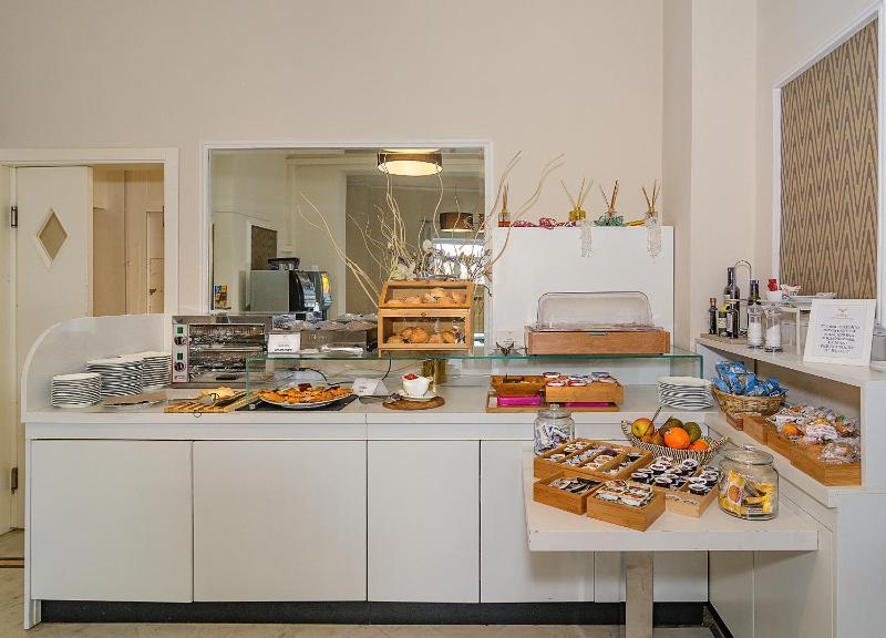 Hotel La Pace - image 14