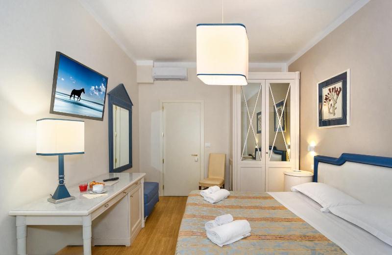 Hotel La Pace - image 32