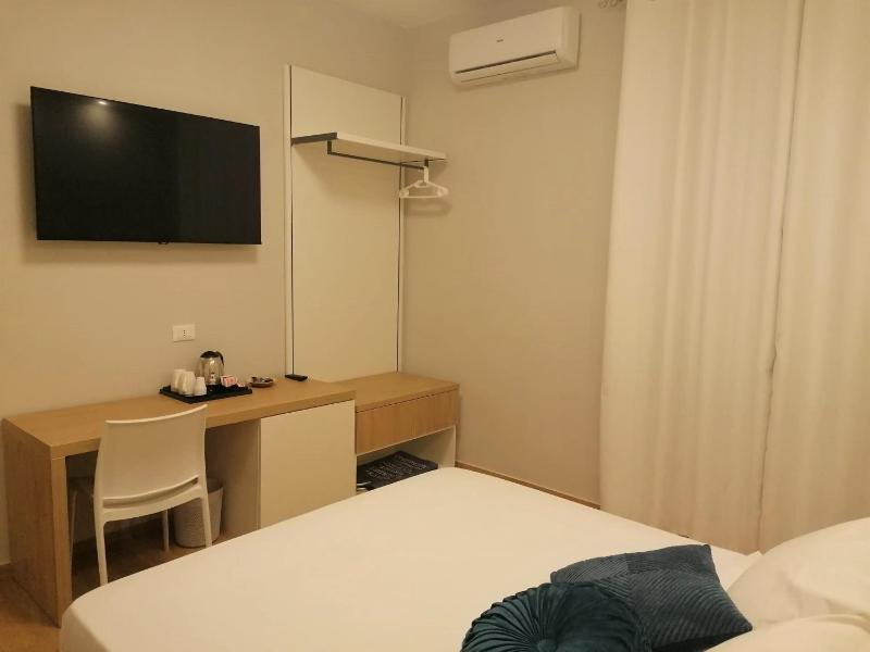 Nike Luxury Rooms - image 31