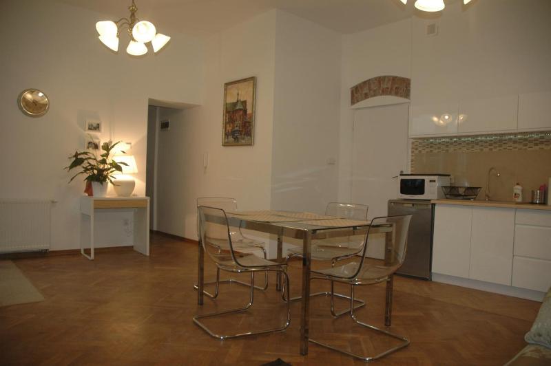 Two-Bedroom Apartment with Sofa Bed image 3