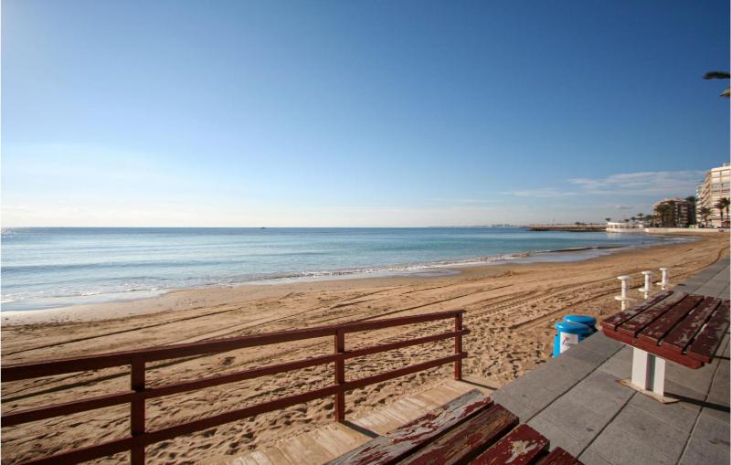 Two-Bedroom Holiday Home image 4