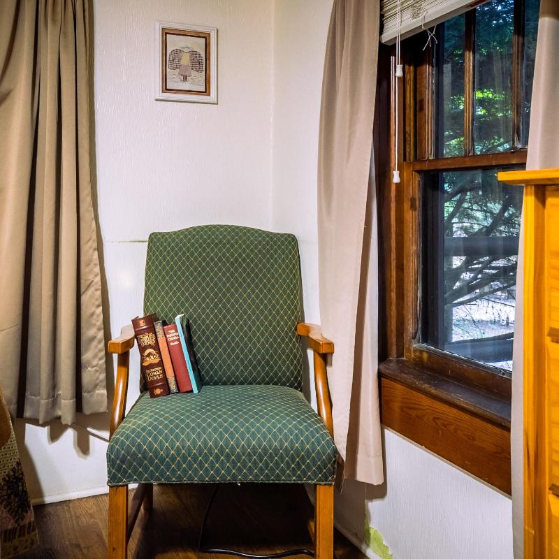 Happy Haven Cabin image 4