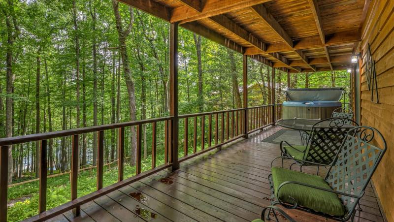 Away to the Lake - Lake Blue Ridge dock | Hot Tub Pool Table | Ping Pong | Fire pit - image 19