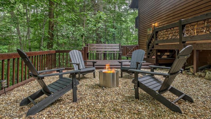 Away to the Lake - Lake Blue Ridge dock | Hot Tub Pool Table | Ping Pong | Fire pit - image 35