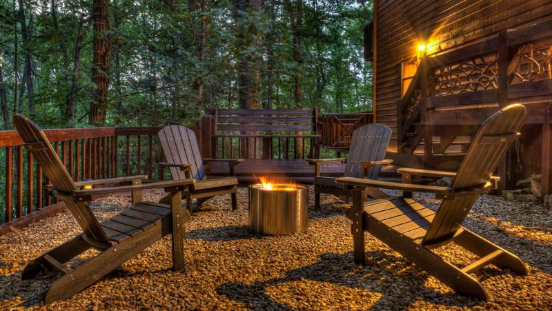 Away to the Lake - Lake Blue Ridge dock | Hot Tub Pool Table | Ping Pong | Fire pit - image 36