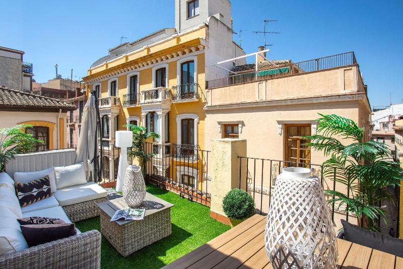 Genteel Home Mesones - image 14