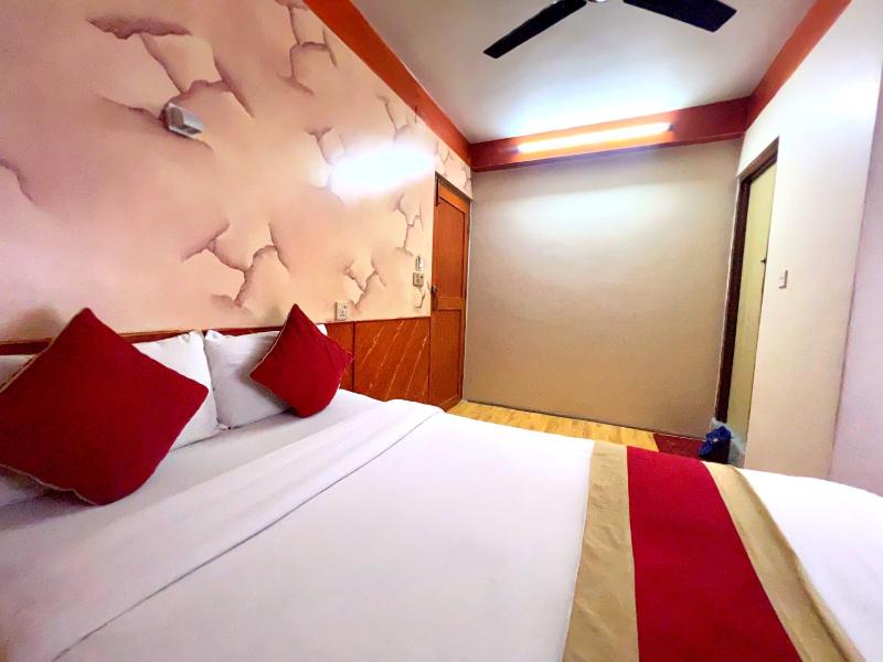 Thamel Seasons Hotel - image 8