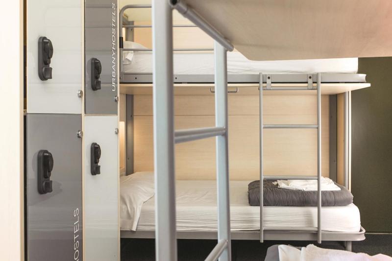 Single Bed in 6-Bed Dormitory Room image 3