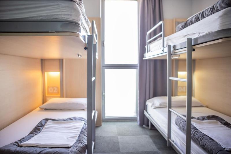 Bed in 8-Bed Dormitory Room image 1
