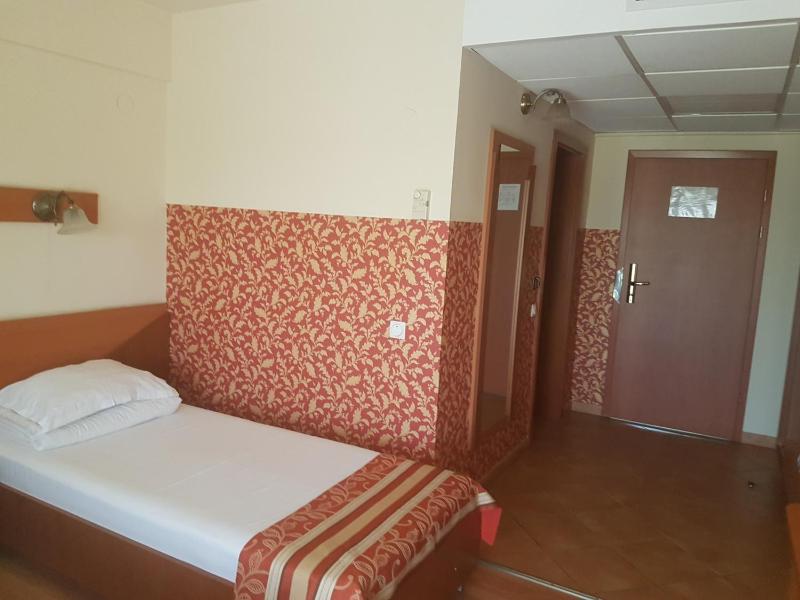 Single Room image 2