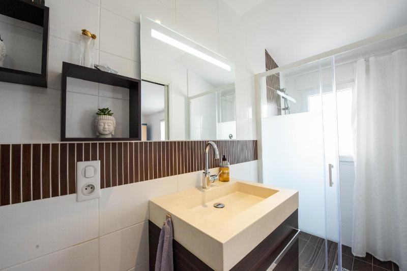 Maison pour 6 entre Marais salants et plages - image 5