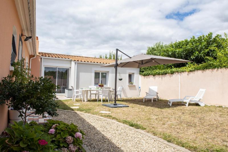 Maison pour 6 entre Marais salants et plages - image 2