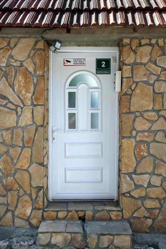 Modern&Cozy Bosnian house with GARDEN+FREE parking - image 3