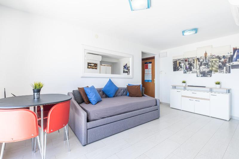 Penthouse Bella Vista - image 31