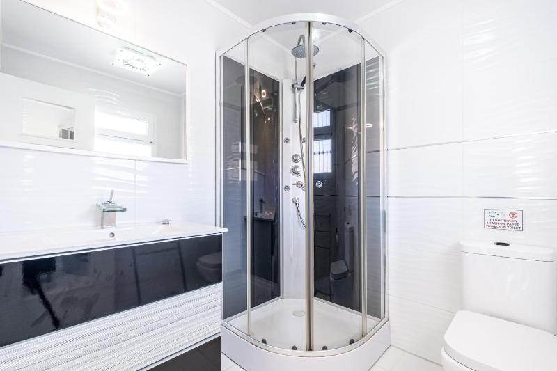 Penthouse Bella Vista - image 20