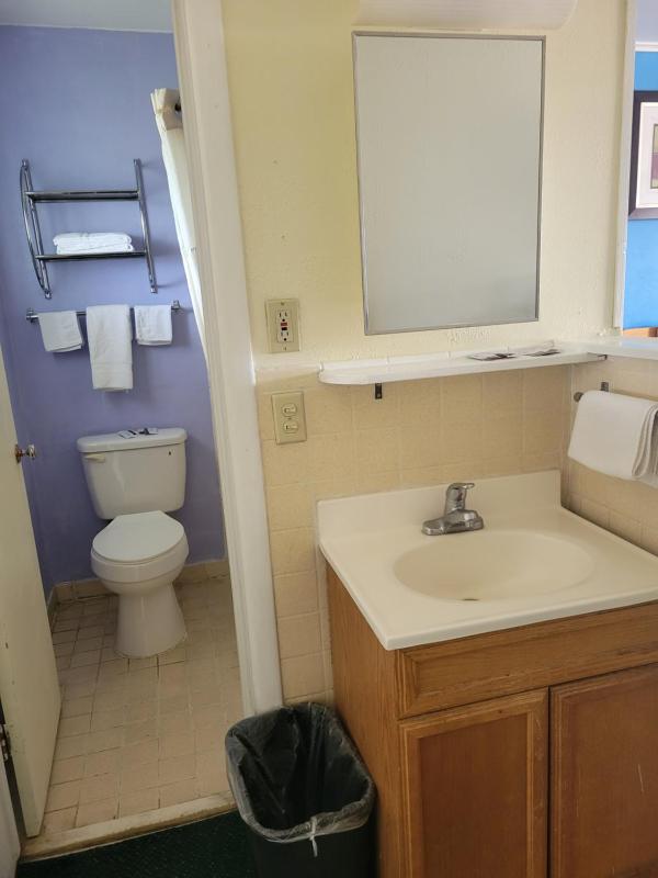 King Room image 2
