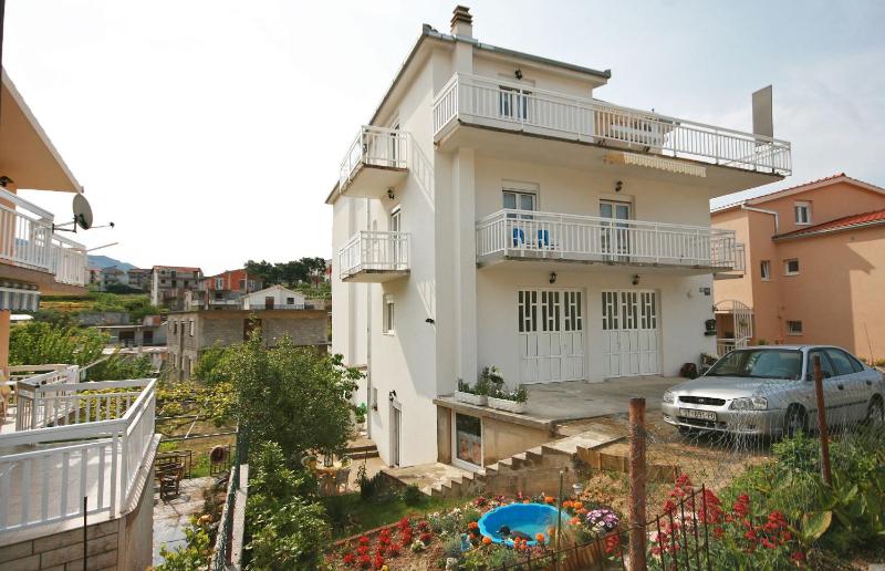 Apartments with a parking space Podstrana Split - 4849 - image 26