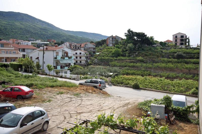 Apartments with a parking space Podstrana Split - 4894 - image 16