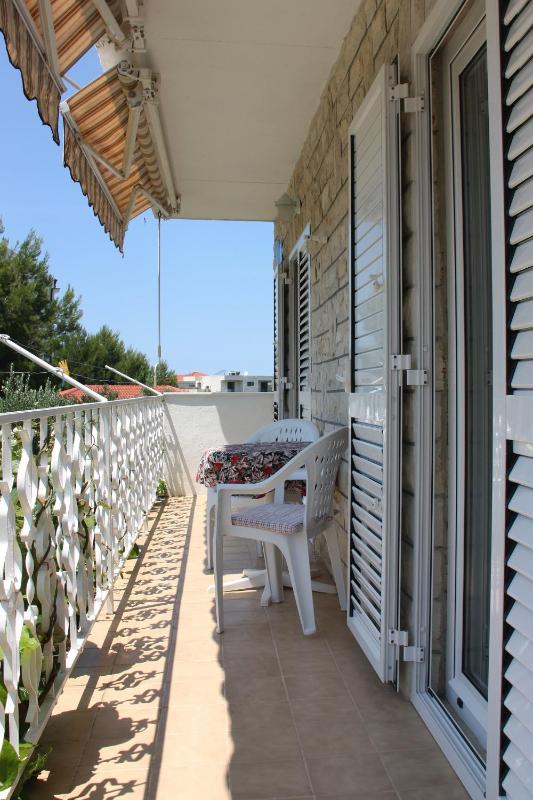 Apartments with a parking space Rogoznica - 4865 - image 8