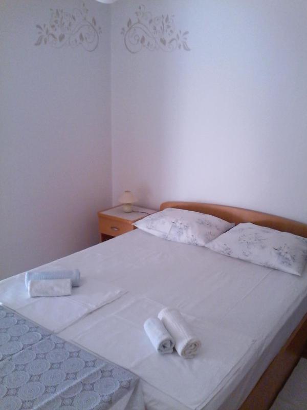 Apartments with parking space Palit Rab - 4957 - image 4