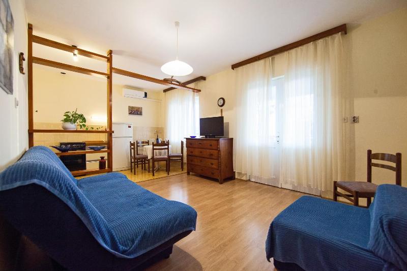 Two-Bedroom Apartment with Terrace and Sea View image 1