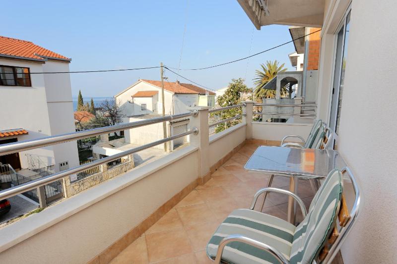 Apartments with parking space Podstrana Split - 10348 - image 19