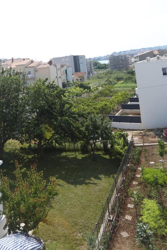 Apartments with a parking space Podstrana Split - 11363 - image 3