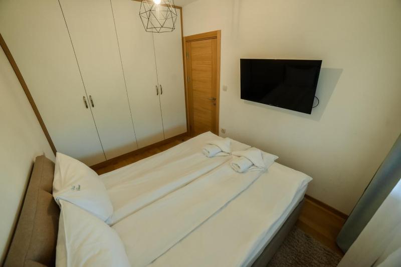 Apartment image 4