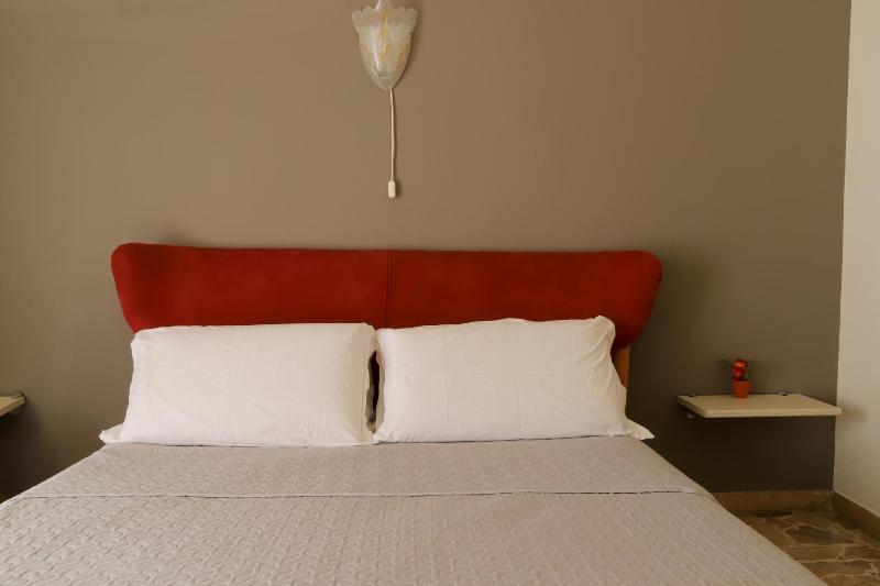 Classic Quadruple Room image 3