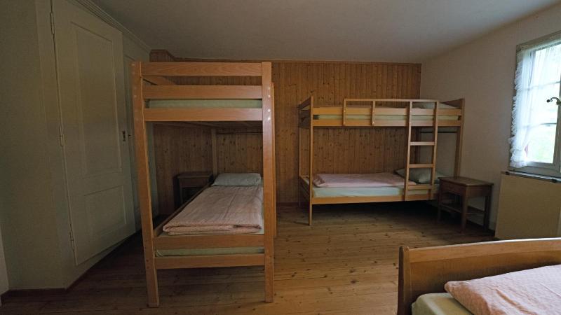 Bed in 6-Bed Dormitory Room image 4