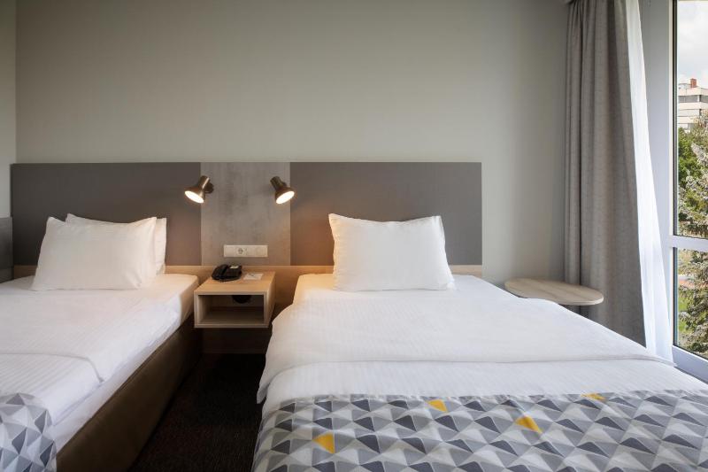 Standard Room image 1