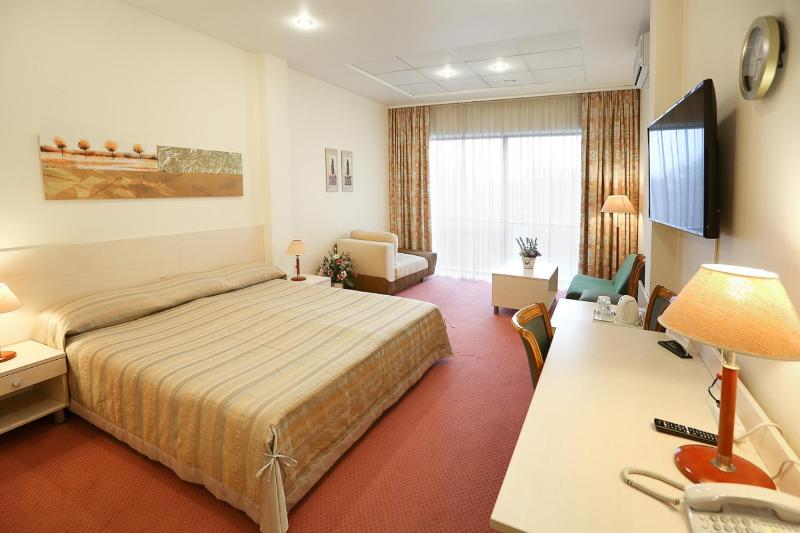 Comfort Double Room image 3